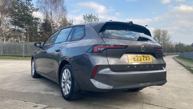 Vauxhall Astra 1.2 Turbo 130 Design 5dr Auto Petrol Estate